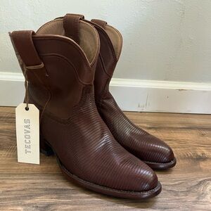 **NWT** Tecovas Women’s The Casey Boots Size 8